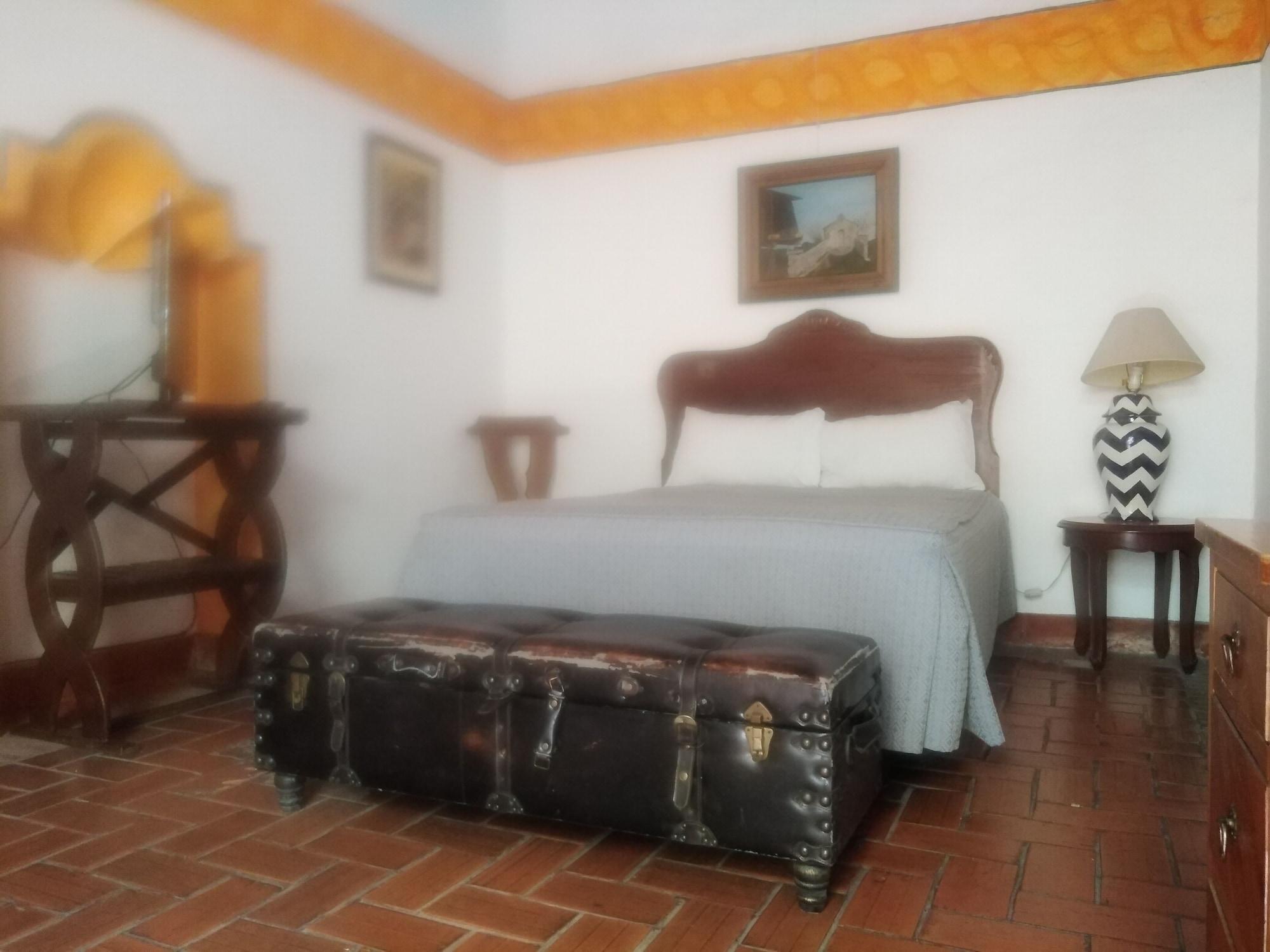 Ayenda Meson De San Sebastian Hotel Puebla Exterior photo