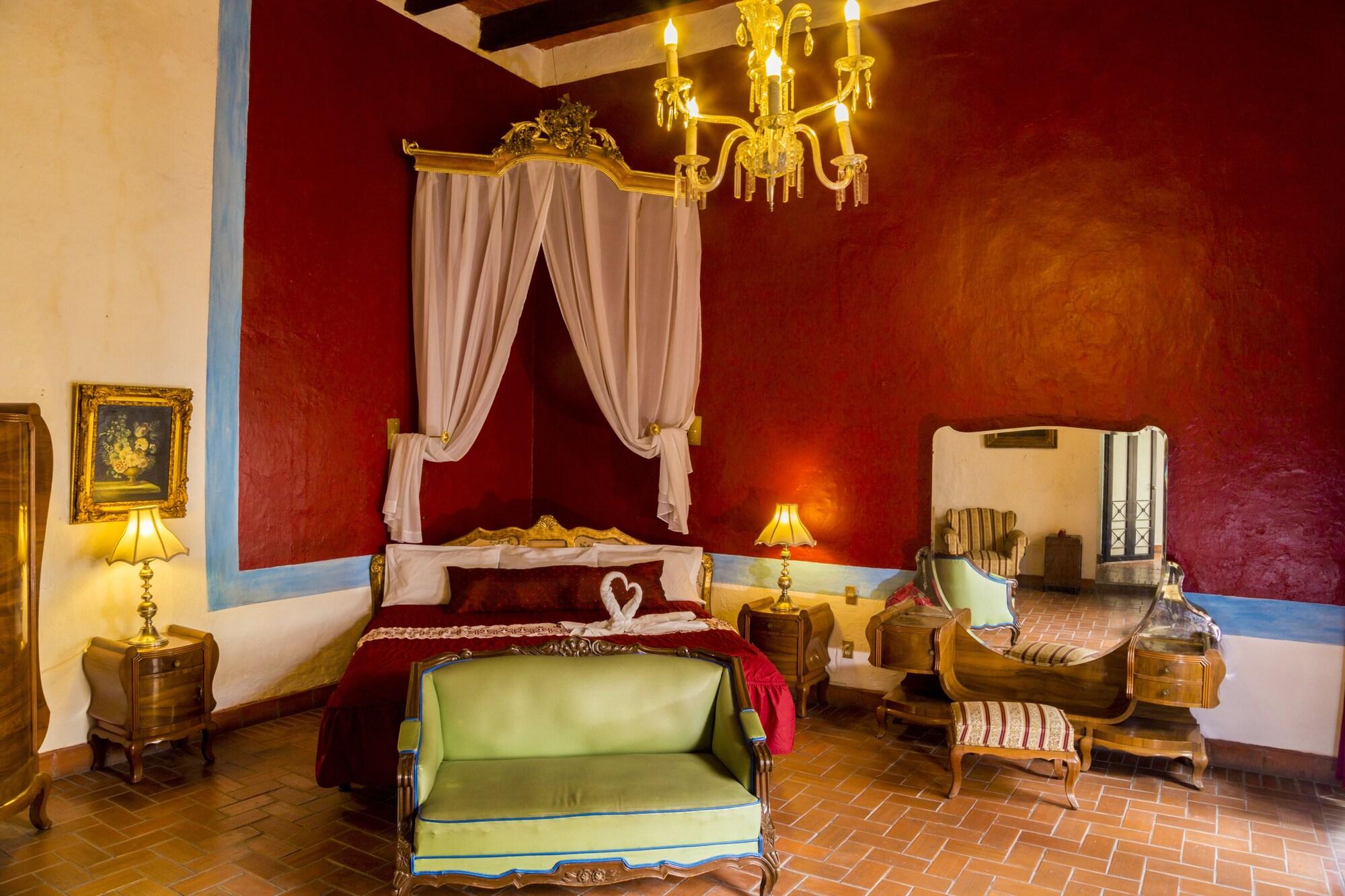 Ayenda Meson De San Sebastian Hotel Puebla Exterior photo